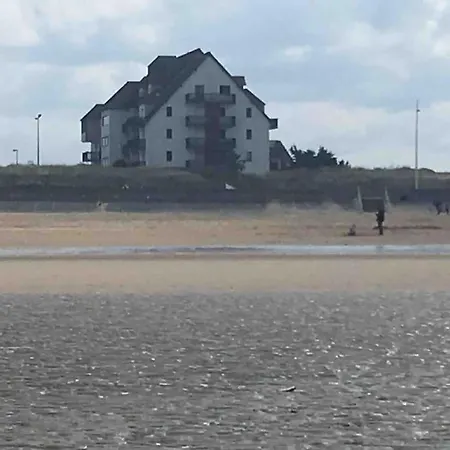 Apartment Cabourg-la A Vos Pieds Et La Thalasso A 50 M Cabourg
