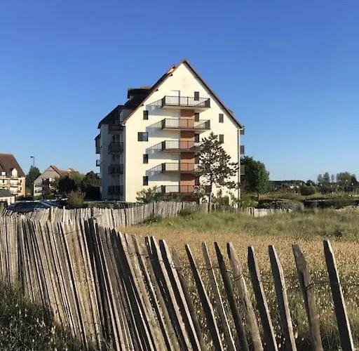 Cabourg-la A Vos Pieds Et La Thalasso A 50 M 꺄부흐
