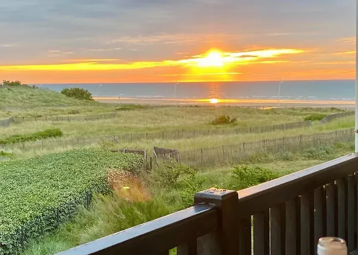 Cabourg-la A Vos Pieds Et La Thalasso A 50 M